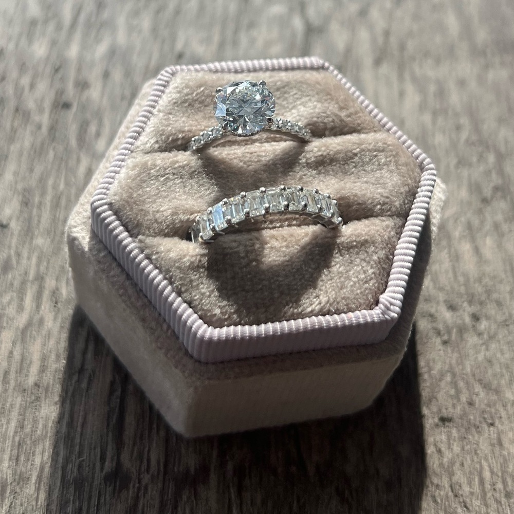 Emerald Cut Diamond Infinity Band - 2.8 carats